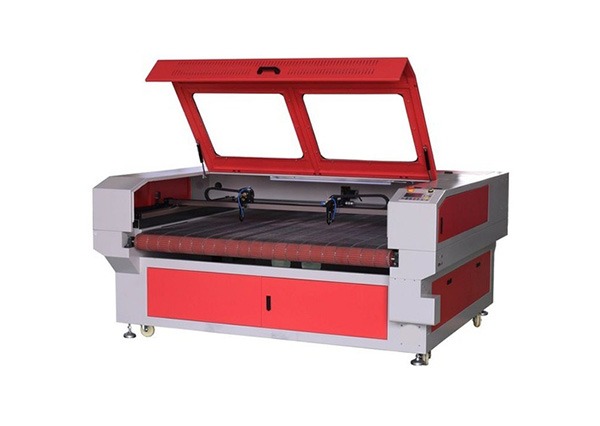 CO2 Laser Cutting Machine - Professional Setup